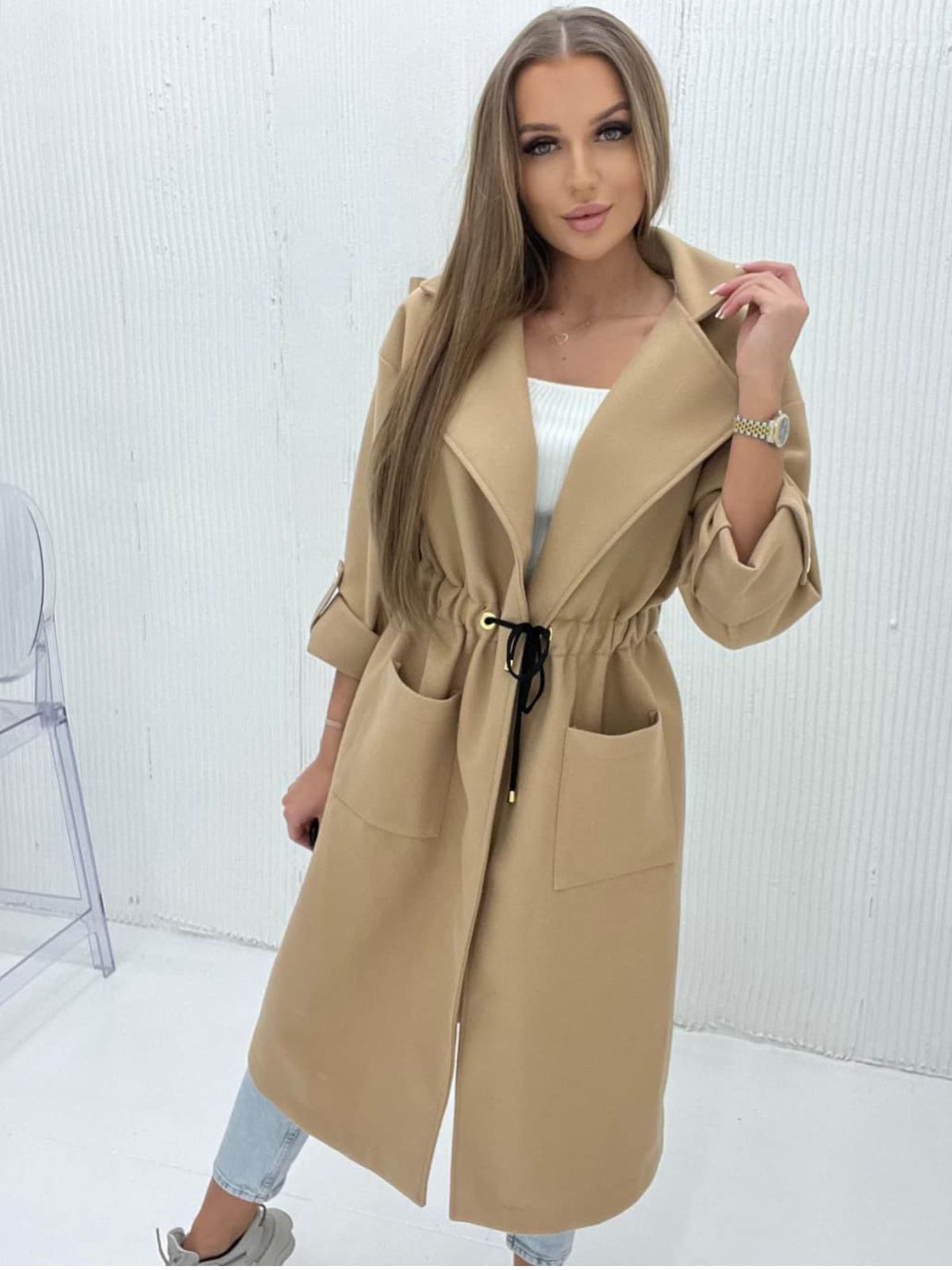 Lekki płaszcz wiosenny damski Fenix – fason z regulacją talii - obrazek 16