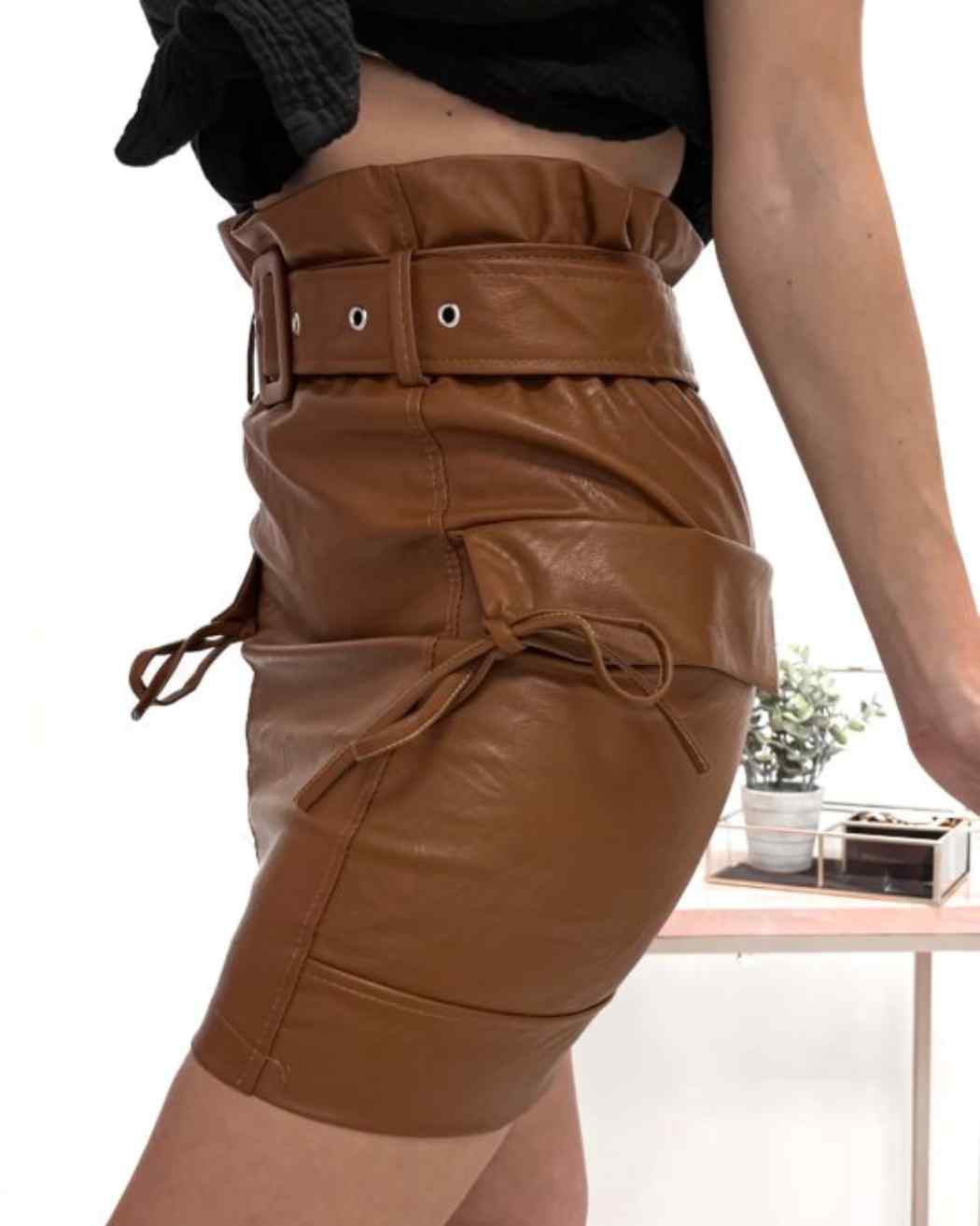 Spódnica Ekoskóra Z Kieszeniami (1)