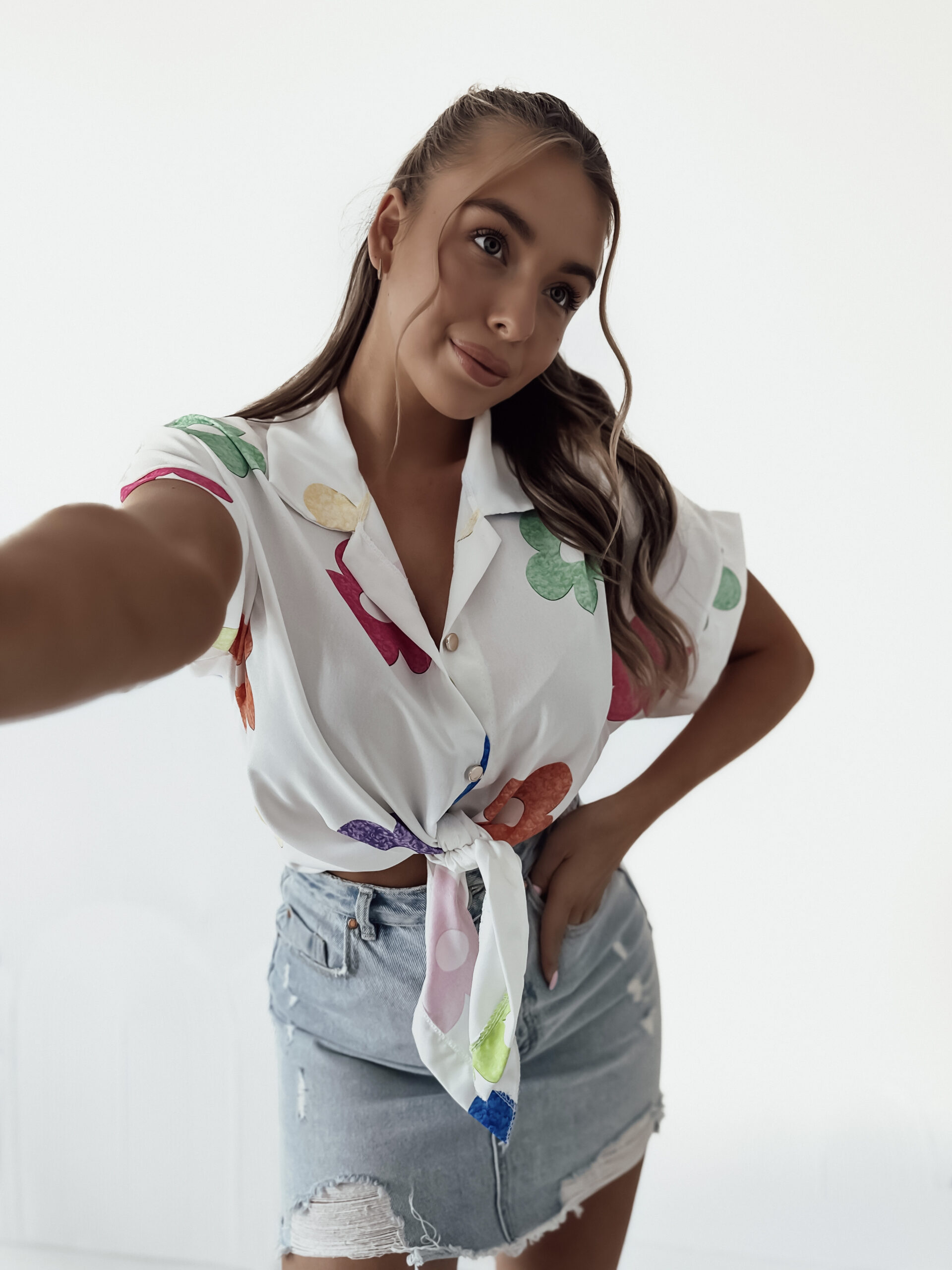 Facetune_08-04-2024-20-12-49 (1)