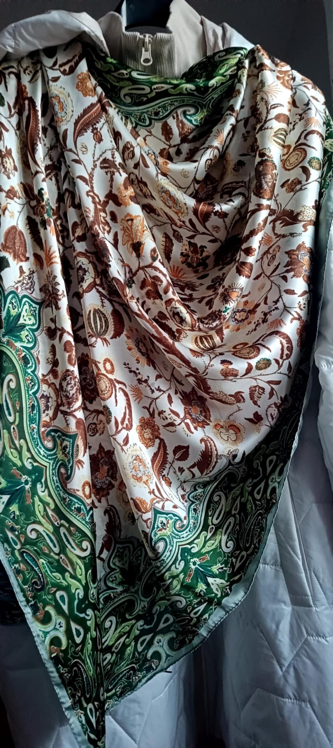 teraz olejny 190x90 skład 20 jedwab, 80 wiskoza - obrazek 2